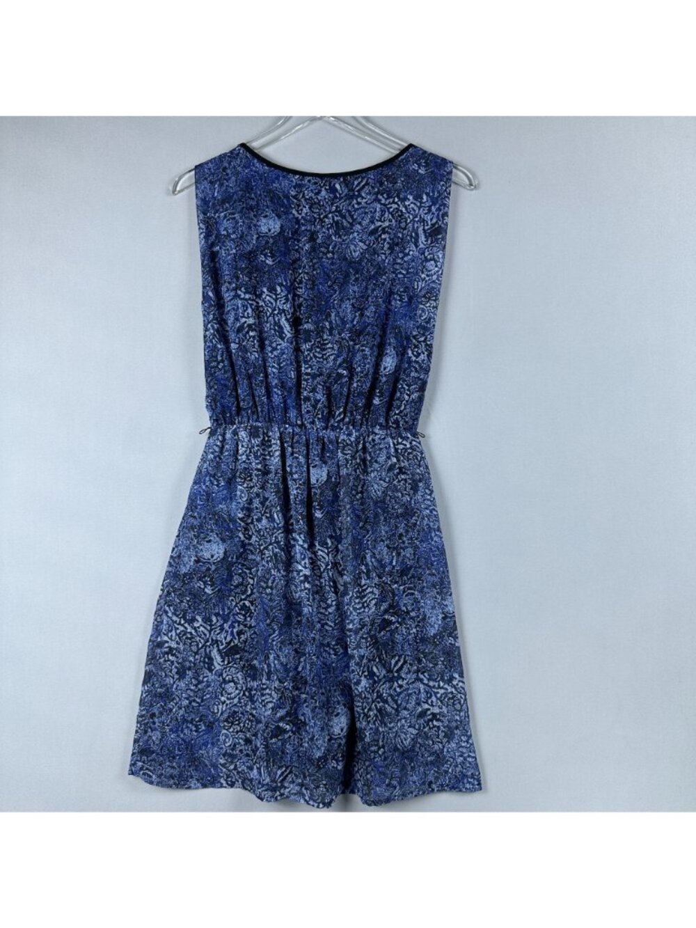 H&M Dress Size 6 Blue Black Paisely Print Sleeveless Elastic Waist - Picture 3 of 8